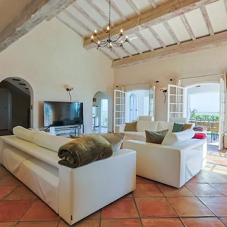 Avec Vue Panoramique Et Piscine A Saint-raphael Villa Saint-Raphaël